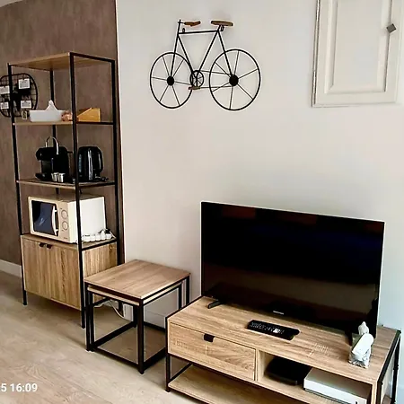 F2 Au Coeur De Apartment